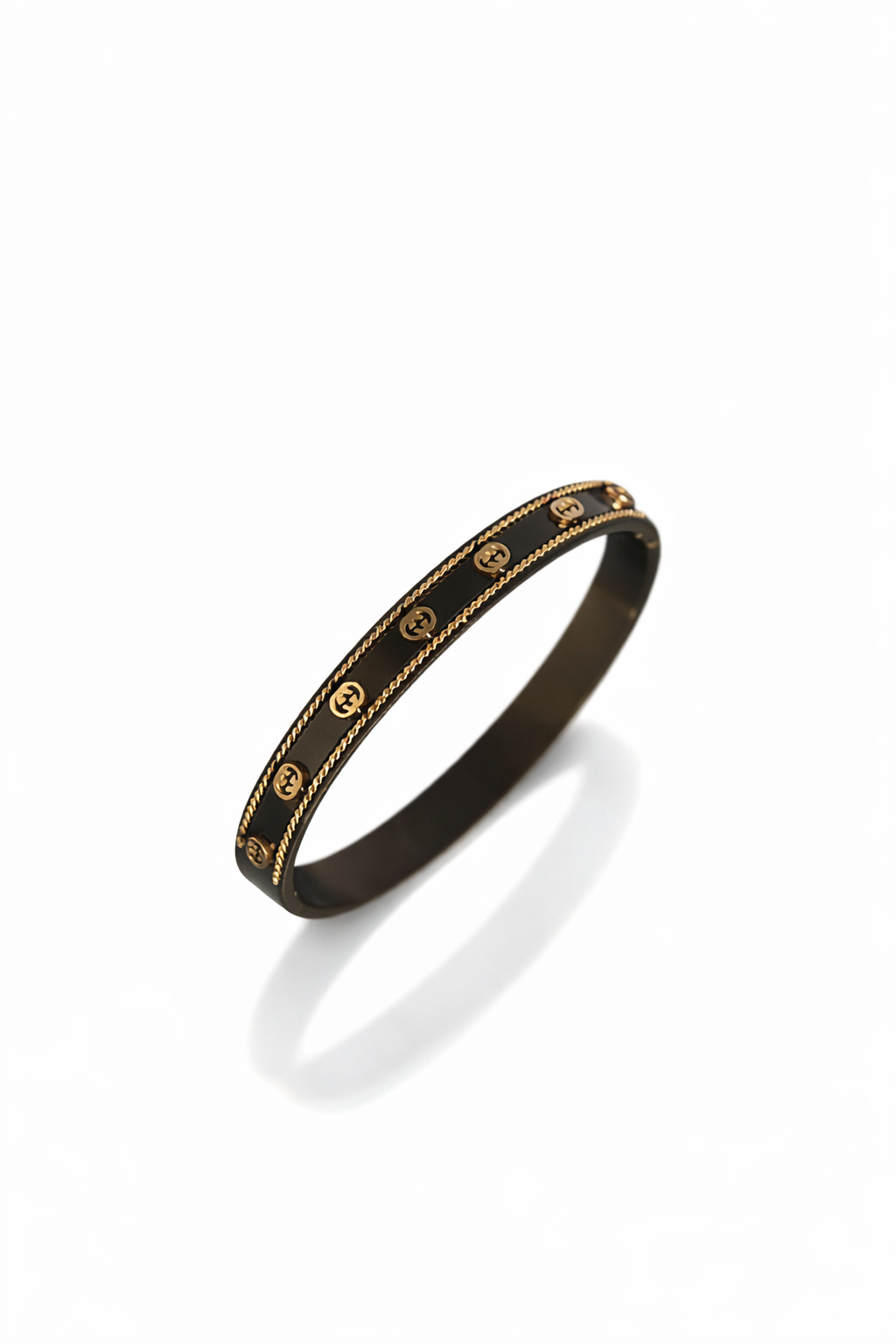 Icon Bangle with Interlocking