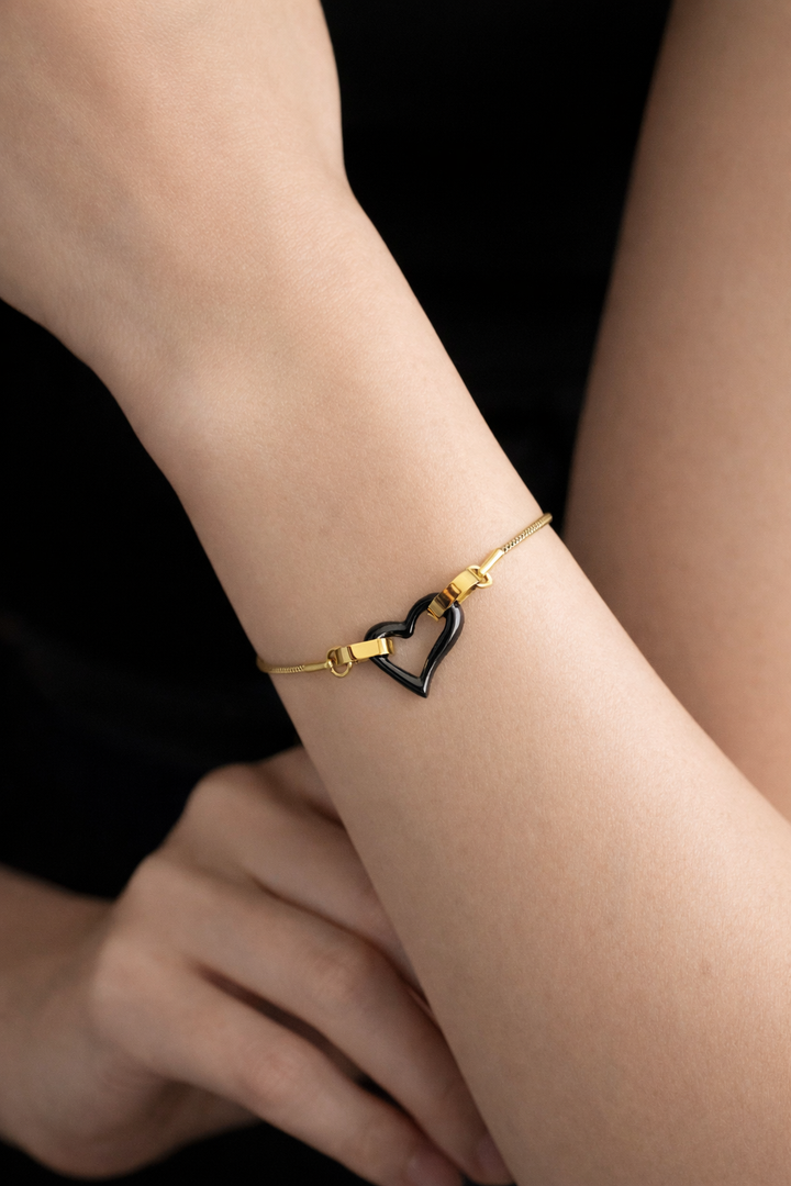 Black Heart Snake Chain Bracelet