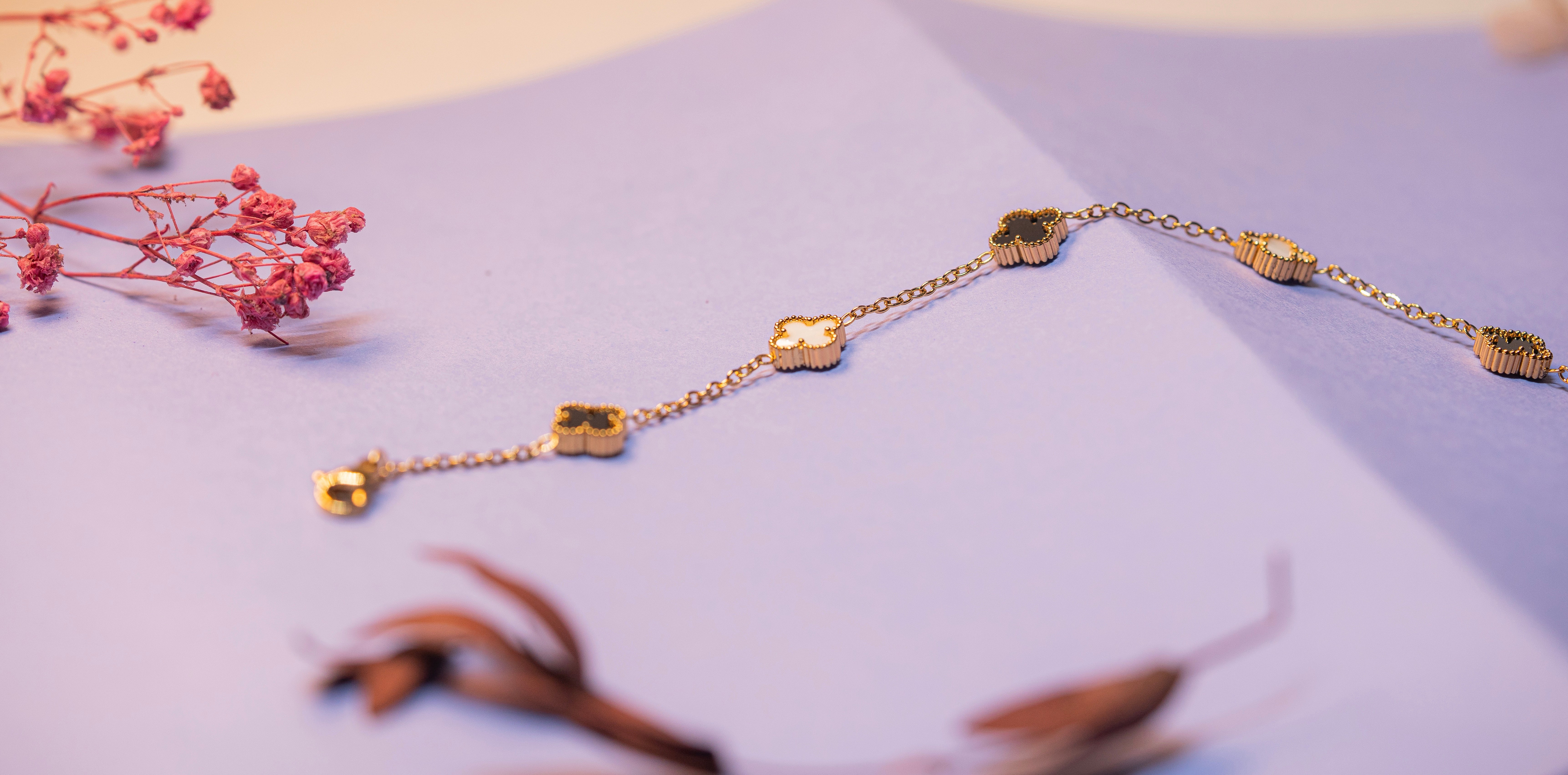 Black & Ivory Clover Charm Bracelet