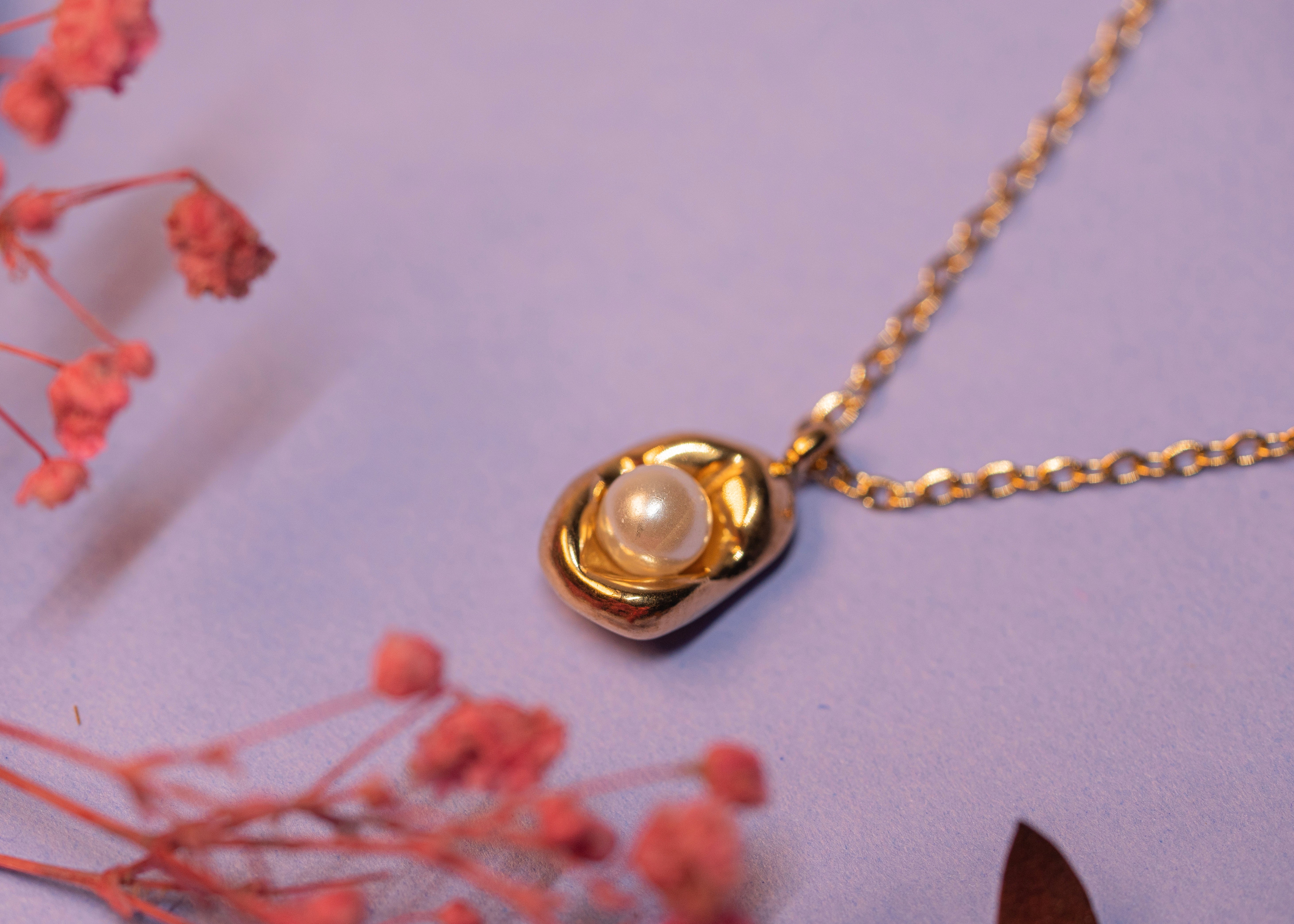 Golden Pearl Nest Necklace