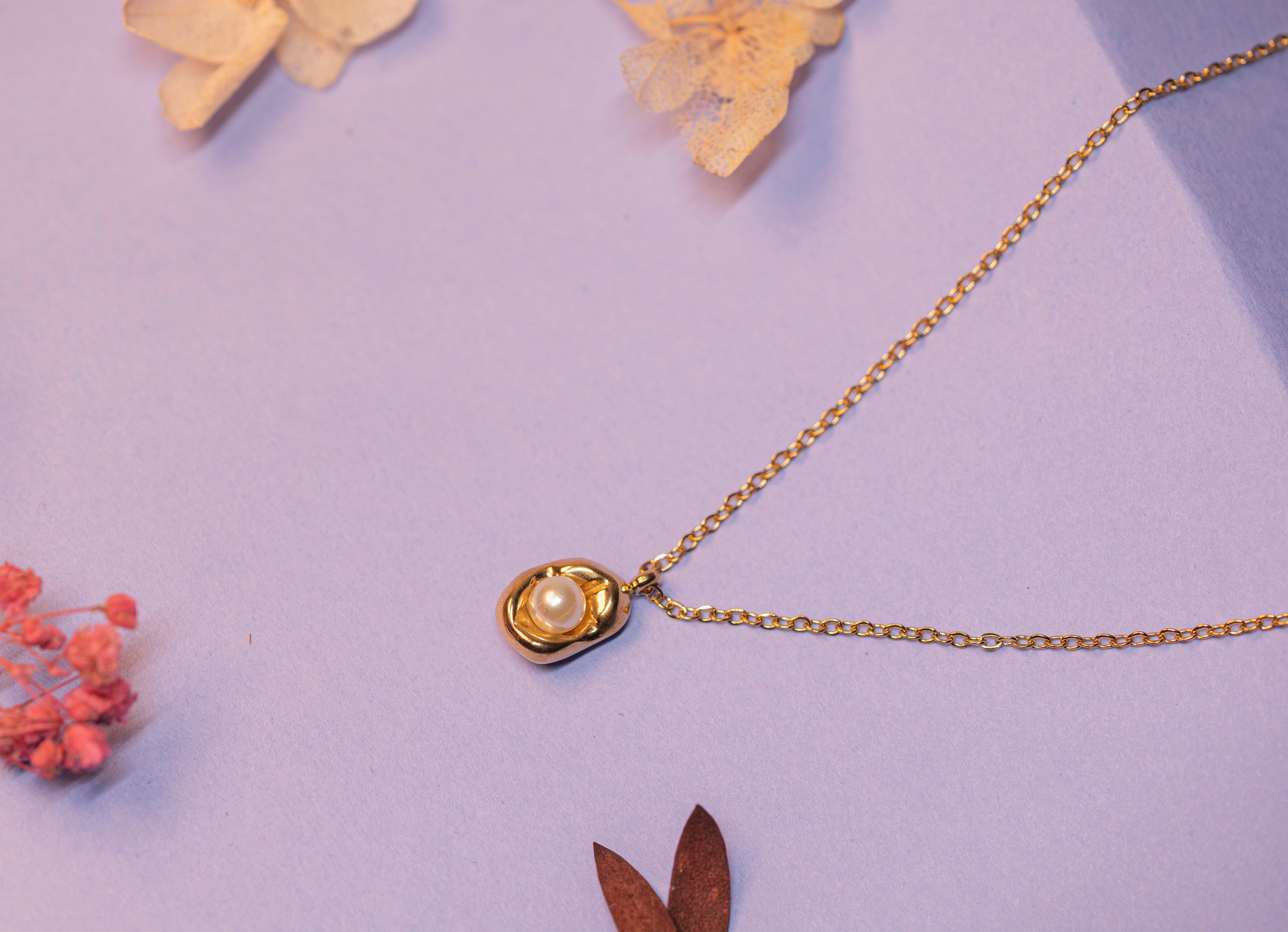 Golden Pearl Nest Necklace