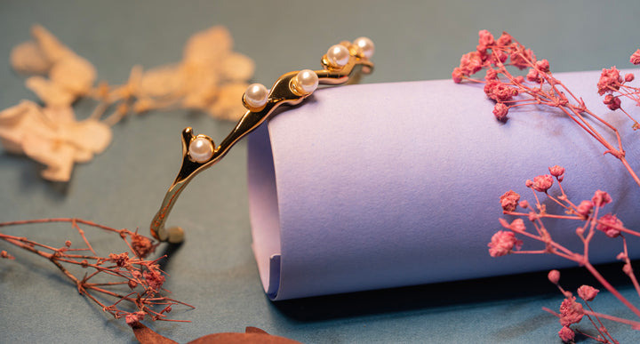 Golden Branch Pearl Bracelet
