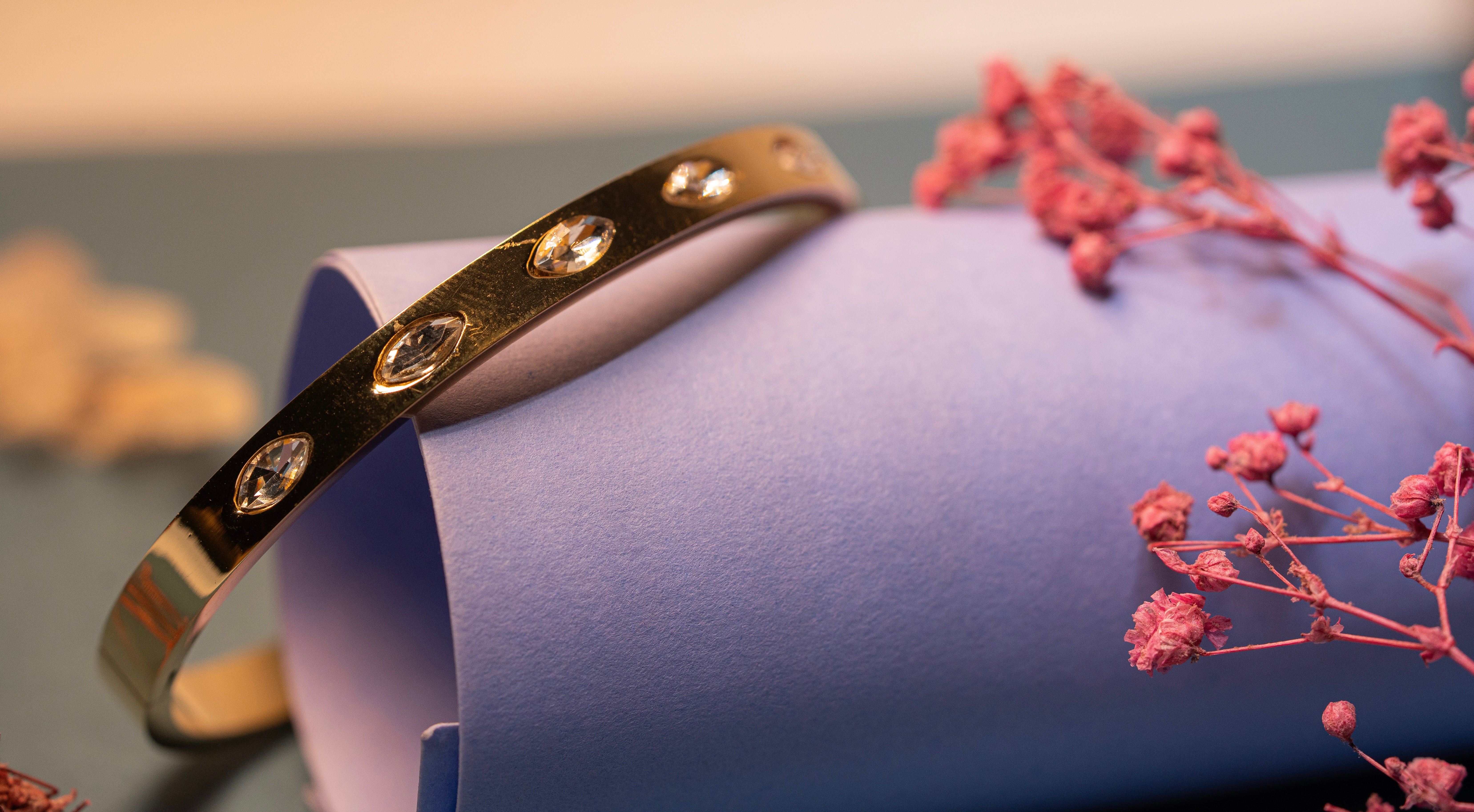 The Bezel-Set Oval Stone Bracelet