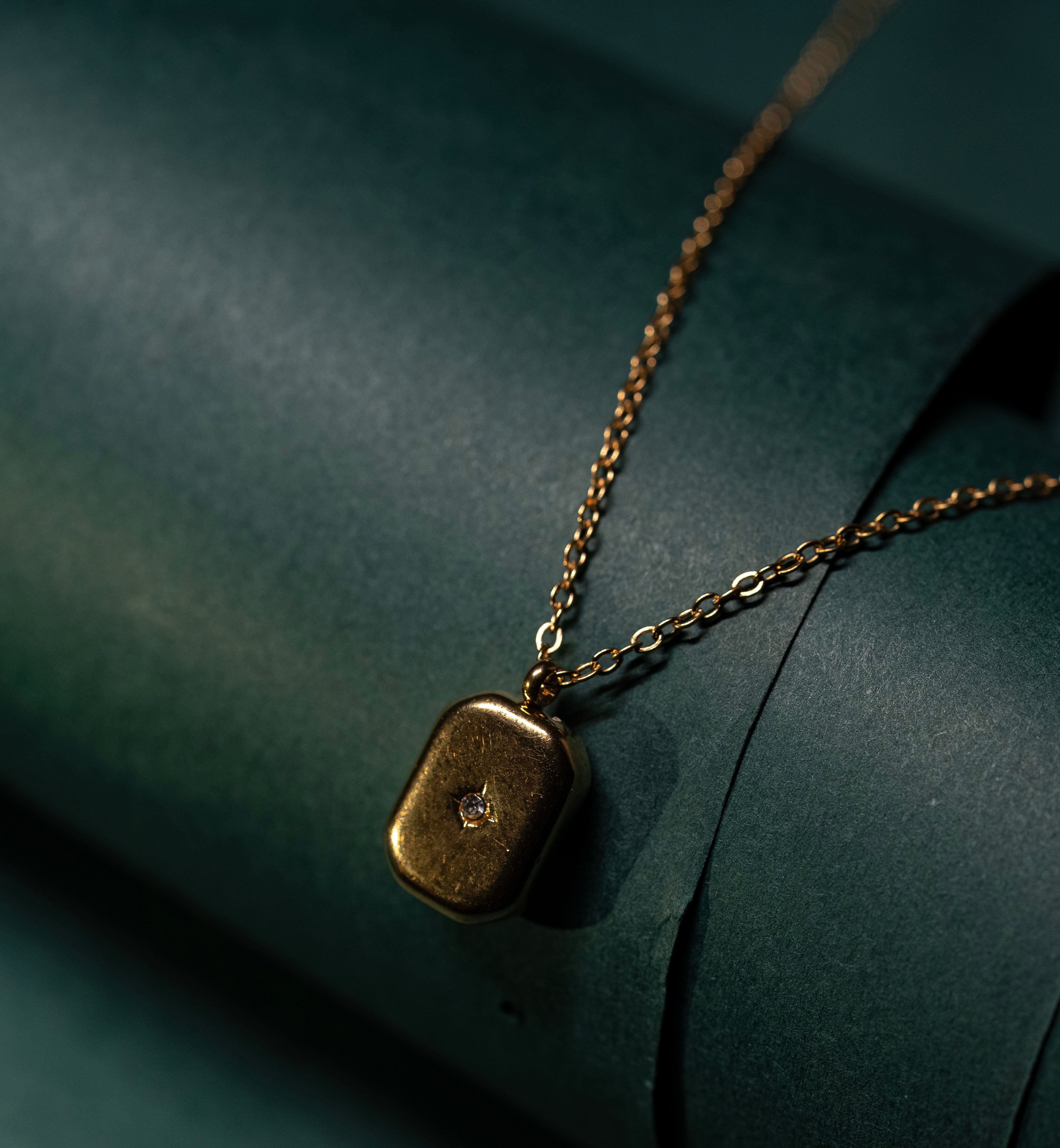 Solitaire Gemstone Bar Necklace