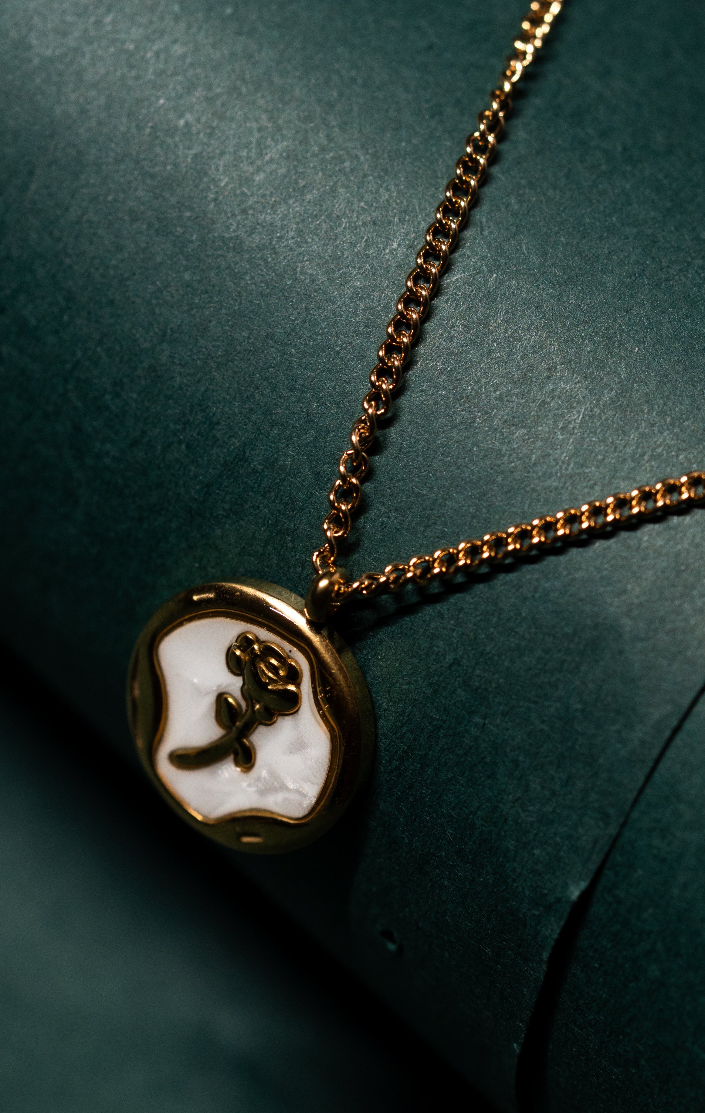 Pearl Rose Medallion Necklace