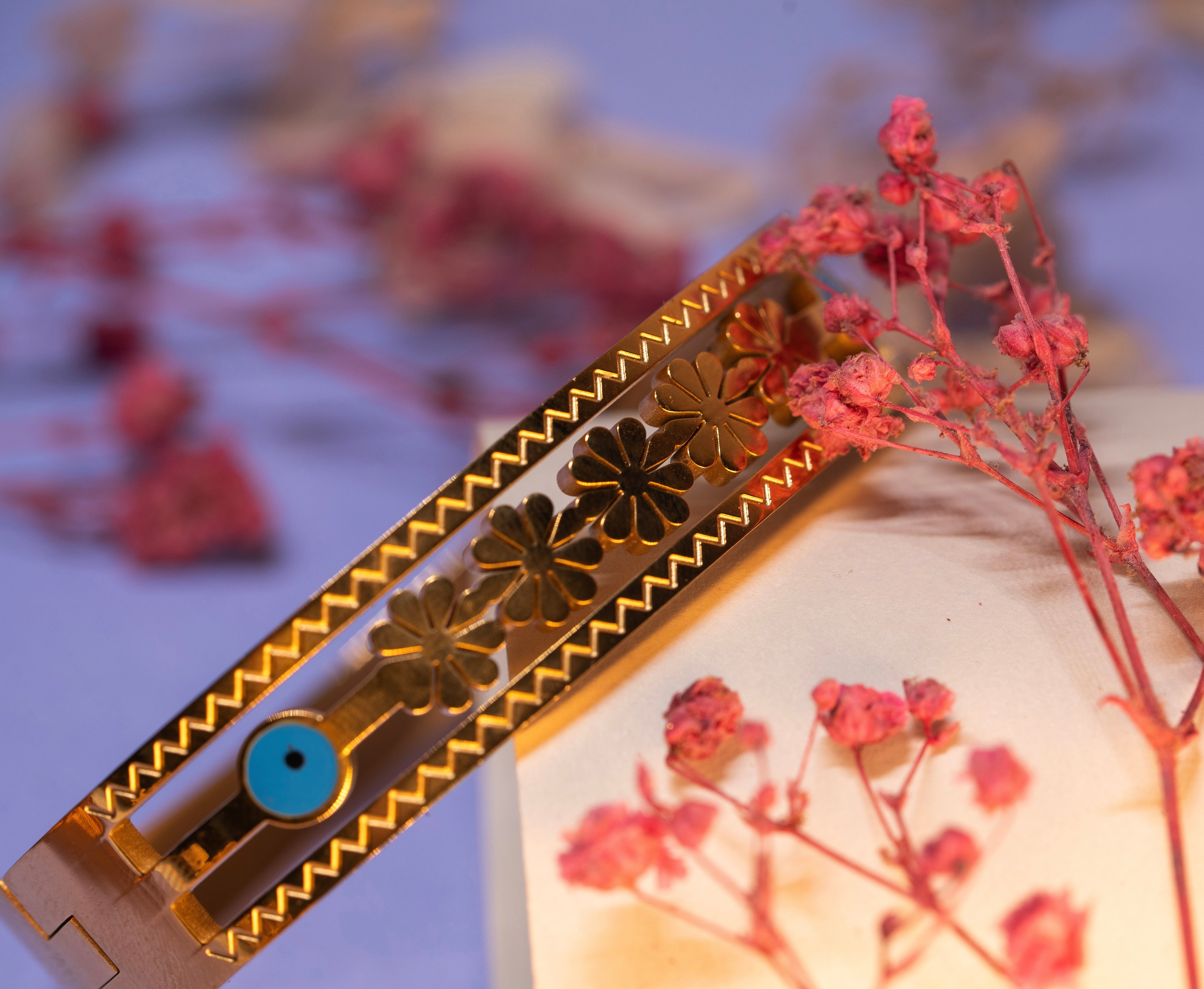 The "Garden Glamour" bracelet