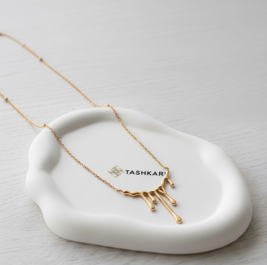 Dripping Necklace