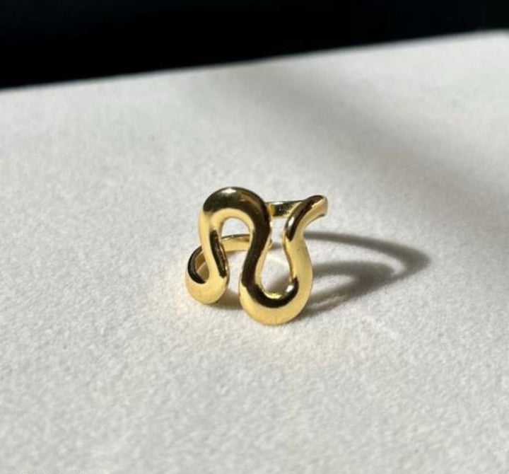 Squiggle Ring
