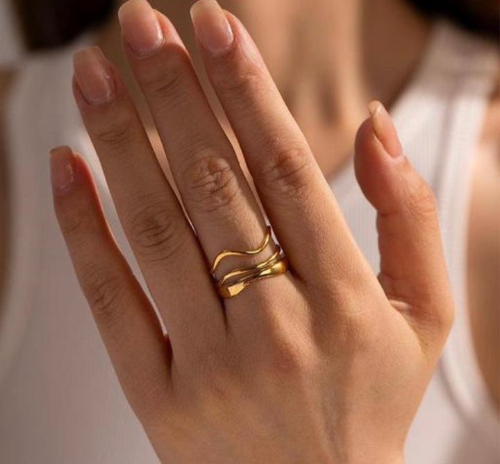 Flowing Wave Statement Ring