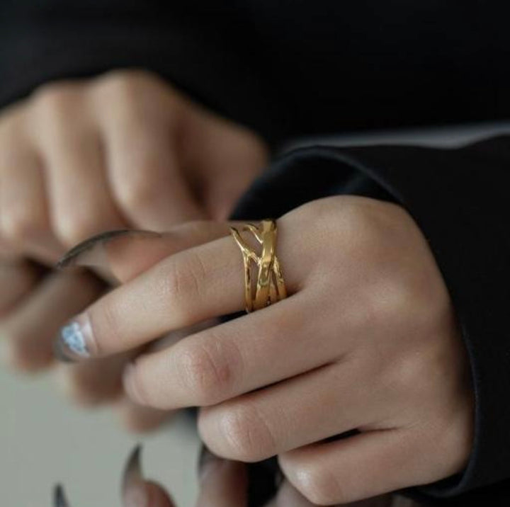 Crossover Statement Ring