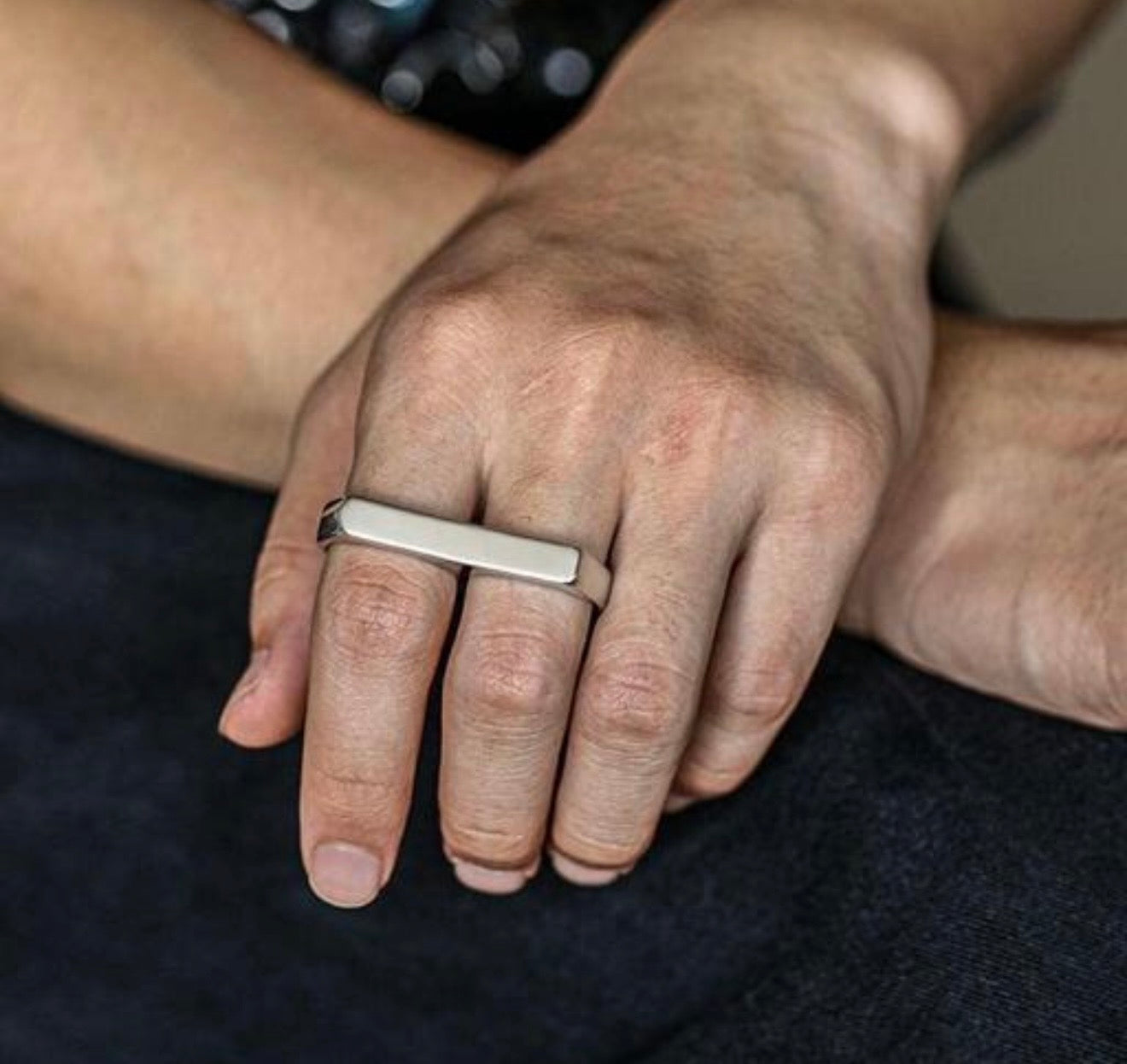 Two-Finger Bar Ring
