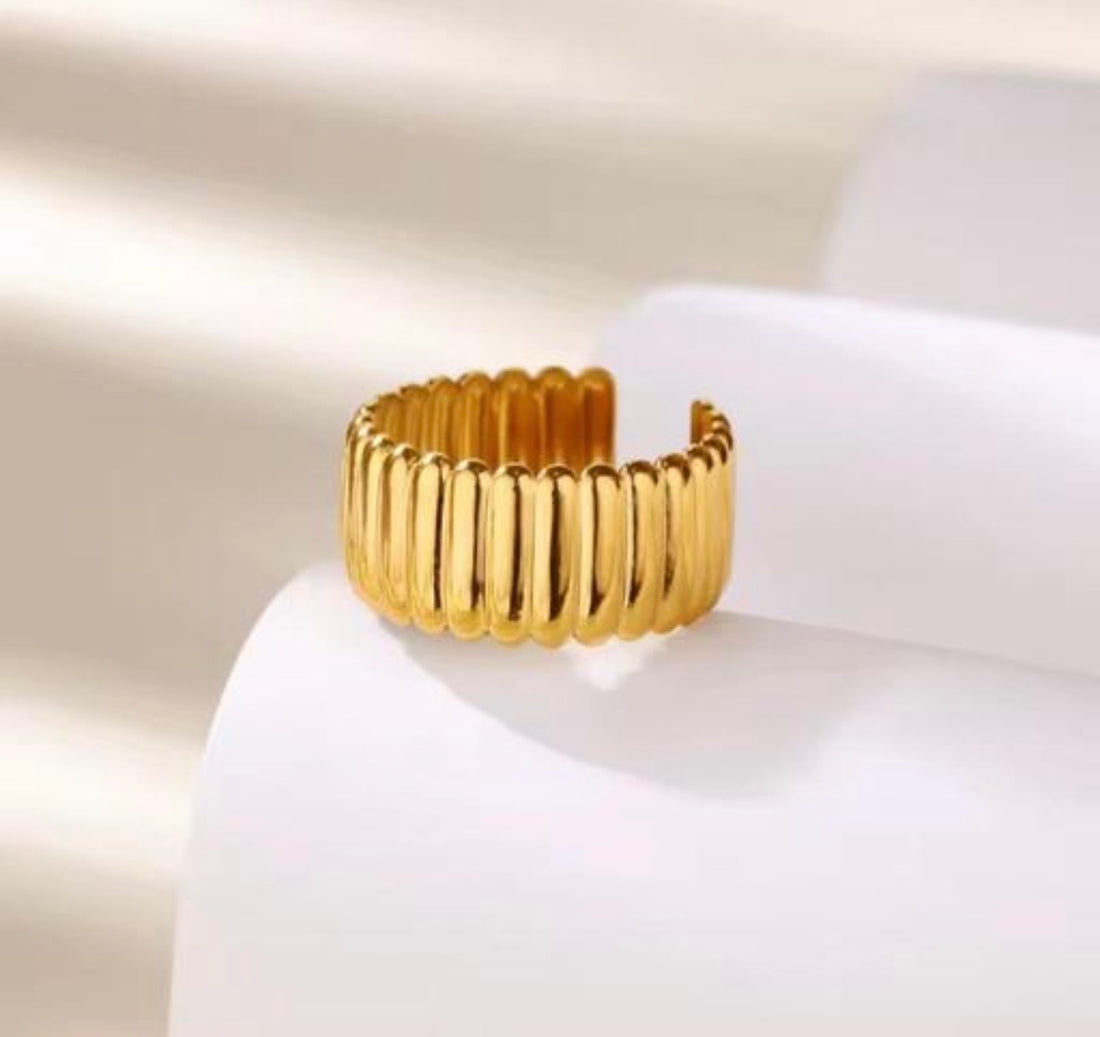 Croissant Ring
