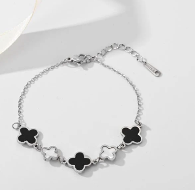 Clover Link Bracelet